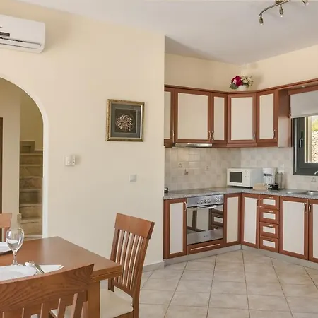 Georgia By Select Villa *