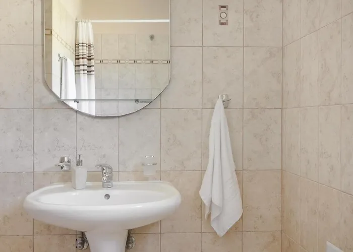 Georgia By Select Villa *